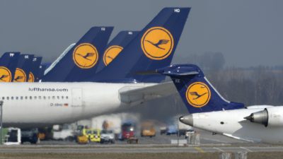 Lufthansa-Flugbegleiter streiken in Frankfurt und Düsseldorf