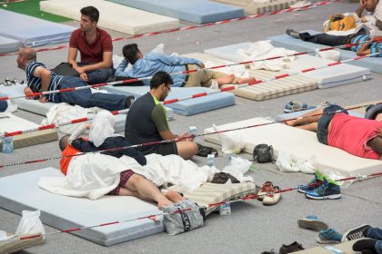 Widerstand aus Berliner Bezirken: Keine Turnhallen mehr für Flüchtlinge