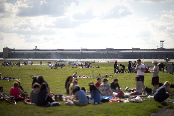Für Asyl-Stadt auf Tempelhofer Feld: Berlin will Volksentscheid annullieren