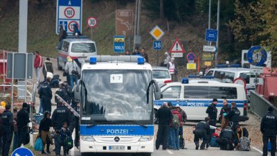 Migranten: Täglich 13 Züge und 190 Busse für den Transport in Deutschland