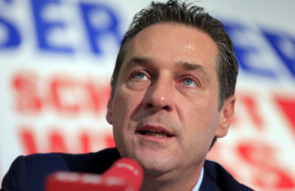 FPÖ-Chef Strache fordert: Sozialleistungen nur für Österreicher