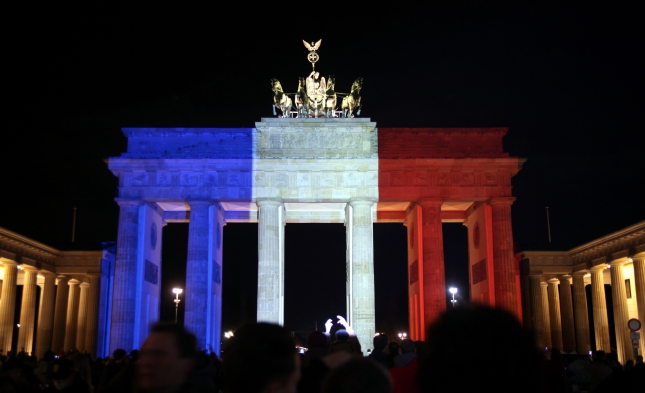 Weltweite Trauer und Solidarität nach Terroranschlägen in Paris
