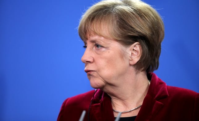 Merkel: Illegale Migration durch legale Einwanderung ersetzen