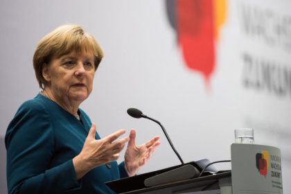 Merkel: Balance zwischen Datenschutz und Datennutzung nötig