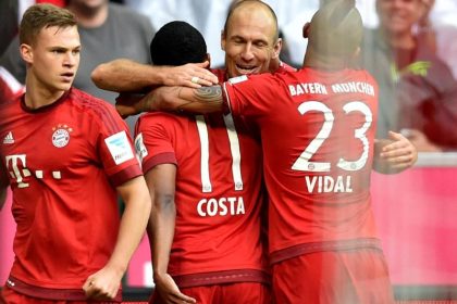 Bayern feiern lockeres 4:0 gegen VfB – Badstuber-Comeback