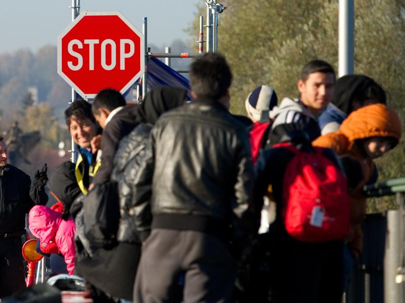 NRW-Minister: Einwanderungsgesetz mit Integrationspflichten