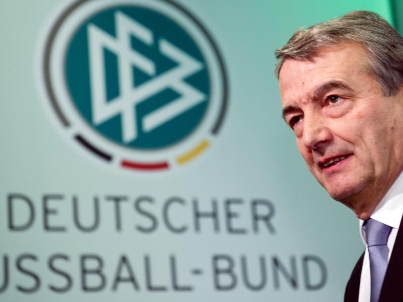 Sondersitzungen beim DFB: Antworten von Niersbach erwartet