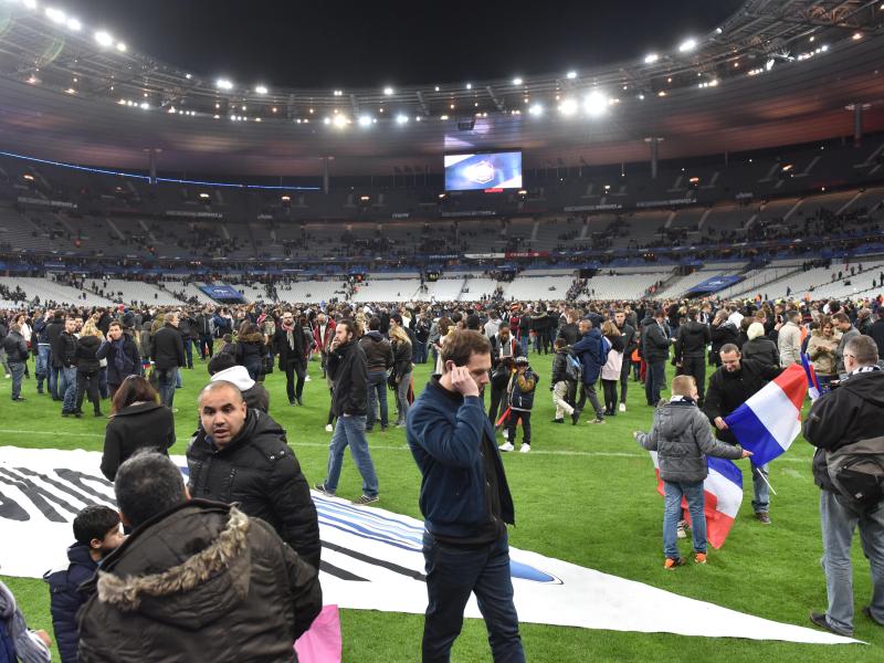 Löw zu Terroranschläge in Paris: «Erschüttert und schockiert» – Niederlage wird zur Nebensache