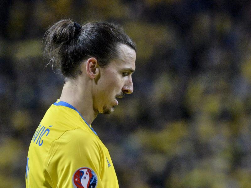 Schweden siegt, aber Ibrahimovic denkt an Paris