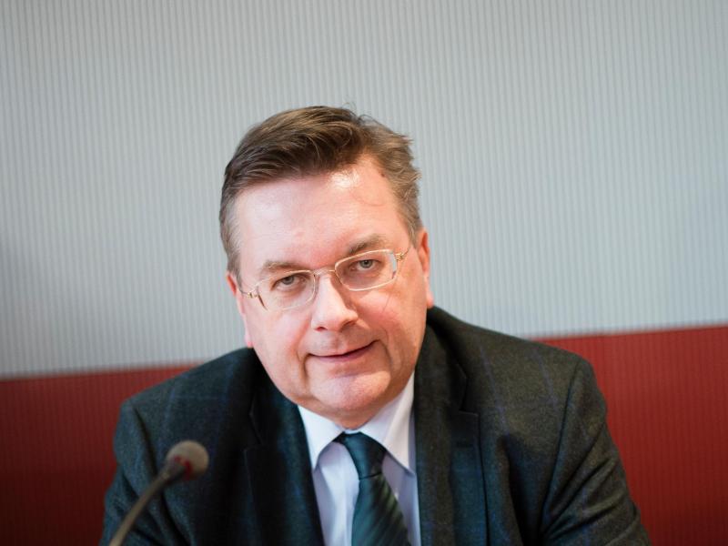 Landesverbände einig: Grindel soll DFB-Präsident werden
