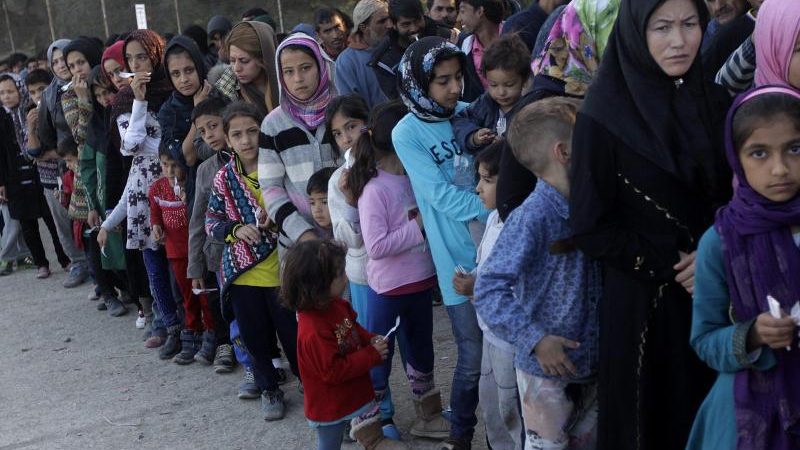 Balkan-Transitstaaten wollen Flüchtlingszustrom drosseln