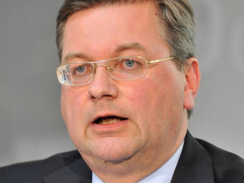 Grindel will Bundestagsmandat als Präsident niederlegen