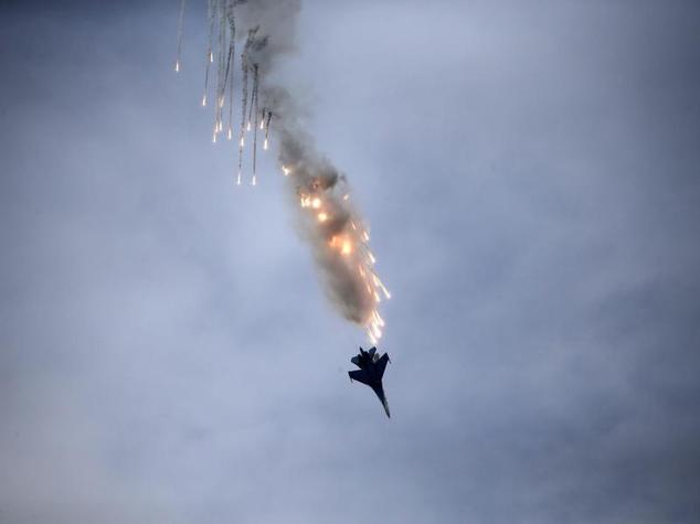 Moskau: Kampfjet über syrischem Staatsgebiet abgeschossen (Video)