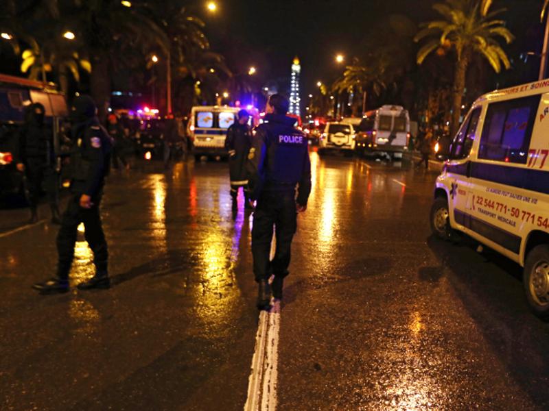 UPDATE: Ausnahmezustand – Zwölf Tote bei mutmaßlichem Anschlag auf Präsidentengarde in Tunis