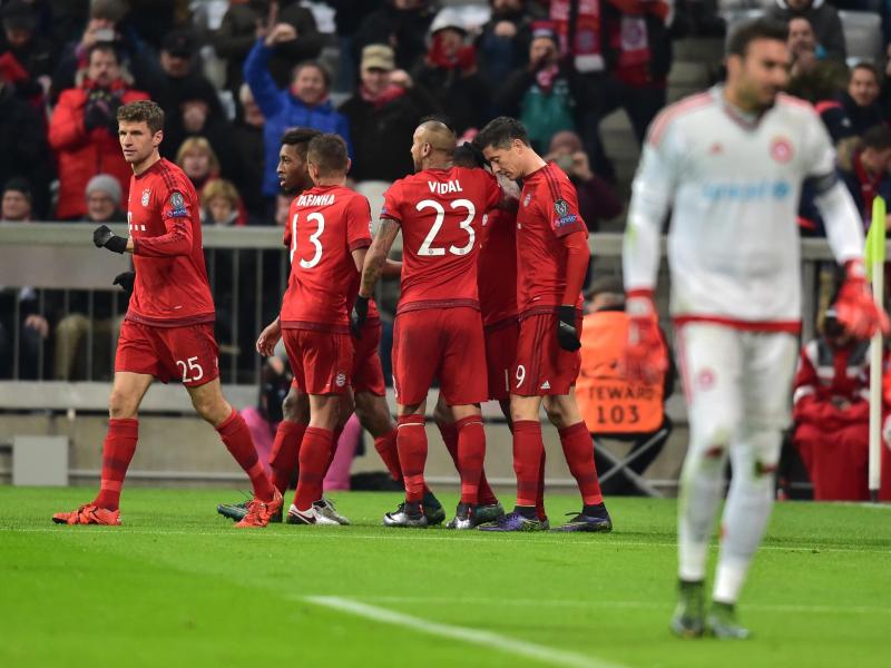 Bayern stürmen mit 4:0 im 100. Heimspiel zum Gruppensieg