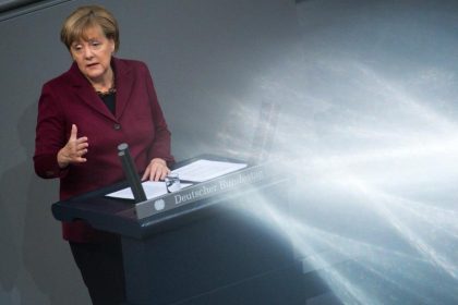 Generaldebatte mit Merkel – Schlagabtausch über Flüchtlingspolitik