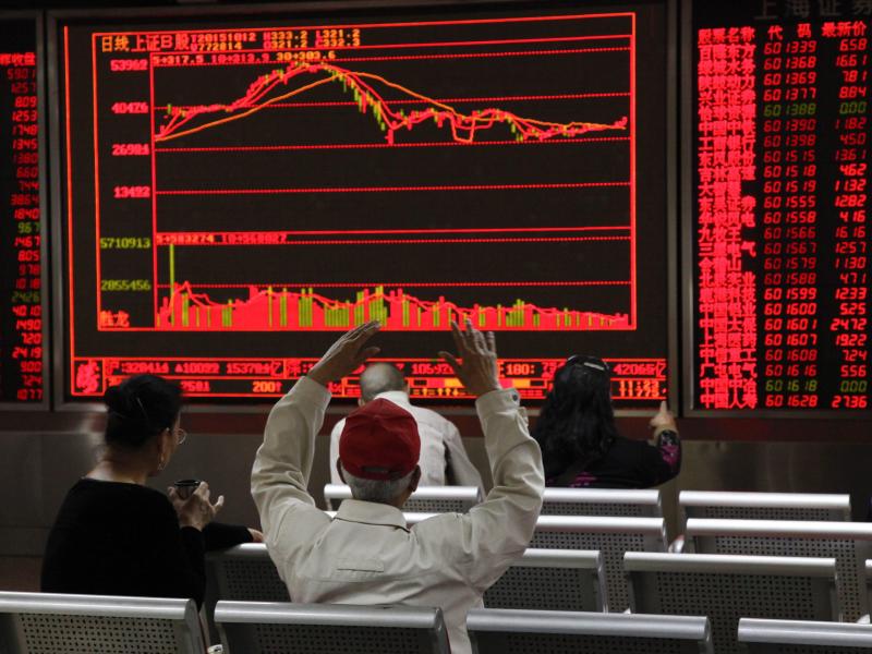 Ermittlungen bei Broker-Firmen schicken Chinas Börsen auf Talfahrt