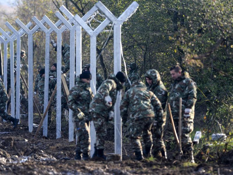 Mazedonien baut Grenzzaun zu Griechenland