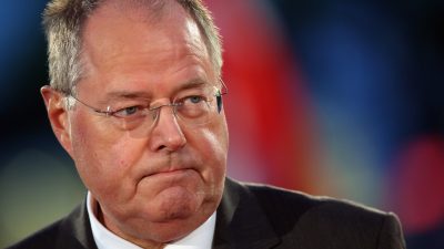 Nach Ausscheiden aus Bundestag: Ex-Finanzminister Steinbrück wird Berater der Bank ING-DiBa