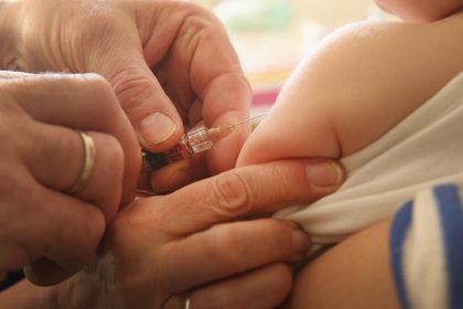 Impfstoffe – Über 200 Ärzte und Apotheker fordern Verbesserung der Zulassungsverfahren