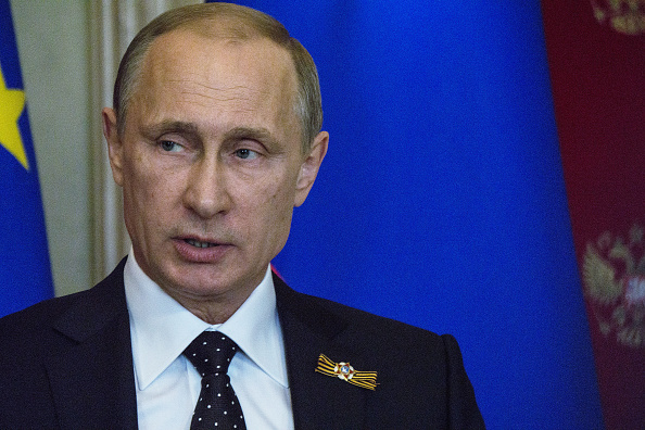 Putin schaltet auf der Krim Strom aus Russland frei
