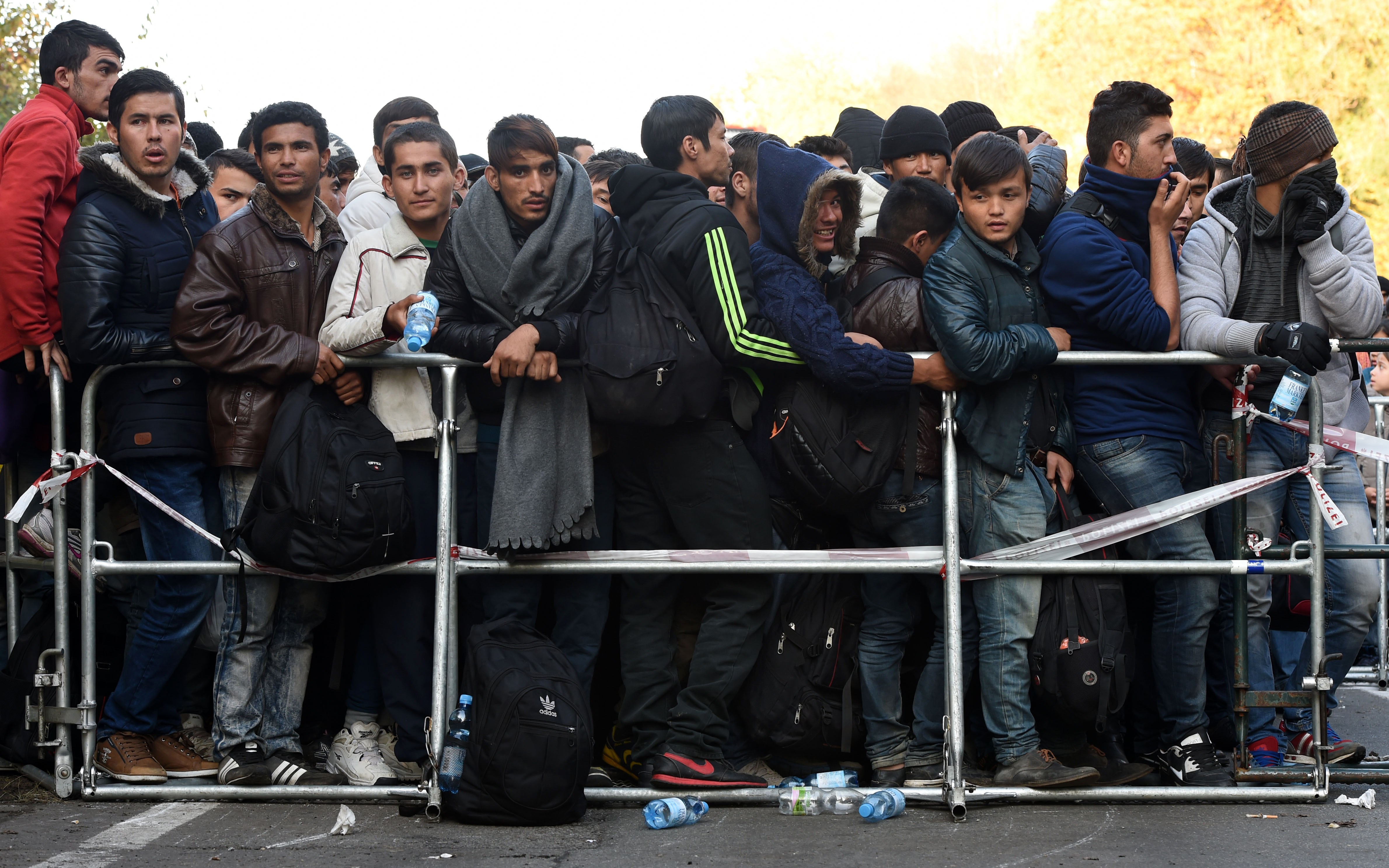 Umfrage: Mehrheit sieht durch Flüchtlingskrise Sicherheit bedroht