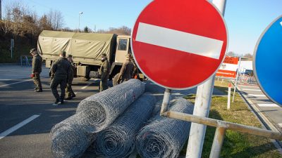 Spielfeld baut Grenzzaun – doch wie lang wird er wirklich?