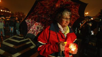 Protest: 1.000 Bürger gegen Asylheim in Dresdner Hotel