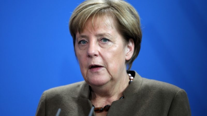 Merkel: Zahl der Flüchtlinge „spürbar verringern“