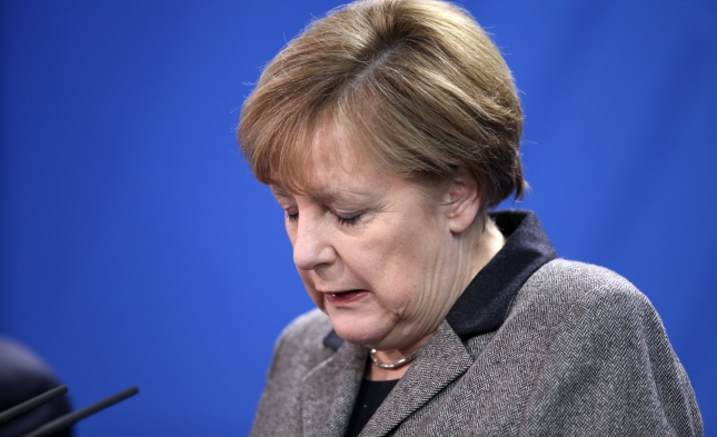 Umfrage: 54 Prozent für härteren Kurs Merkels in Flüchtlingskrise