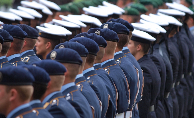 Wehrbeauftragter warnt vor Personalmangel bei der Bundeswehr