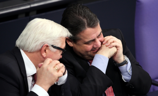 Die SPD denkt über ihren Kanzlerkandidaten nach: Steinmeier oder Gabriel