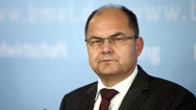 Bundeslandwirtschaftsminister will gegen Hunde-Schmuggel vorgehen