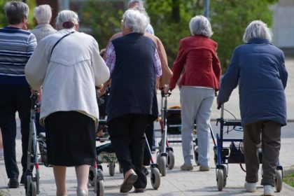 Studie: Gesundheitssystem geht an Bedürfnissen Älterer vorbei