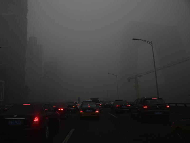Neuer Smog-Alarm in Peking: Schüler müssen drinnen bleiben