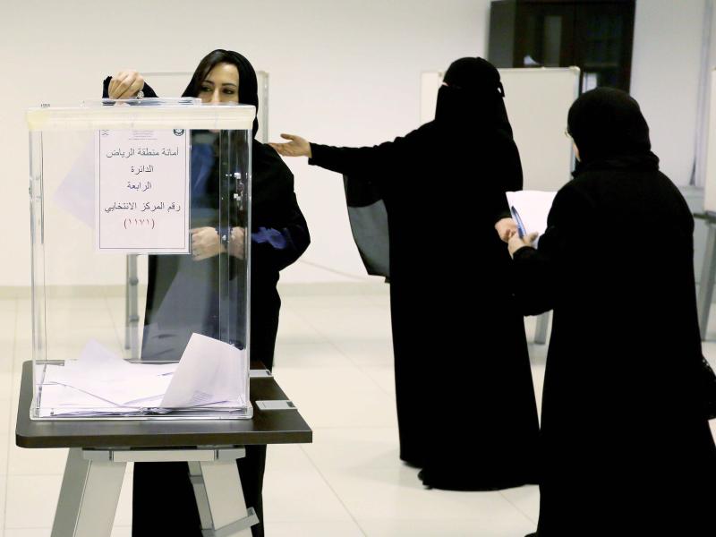 Frauen gewinnen erstmals Sitze bei Kommunalwahl in Saudi-Arabien