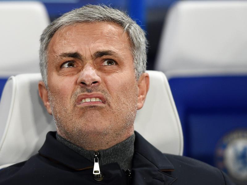 Medien: Chelsea trennt sich von Trainer Mourinho