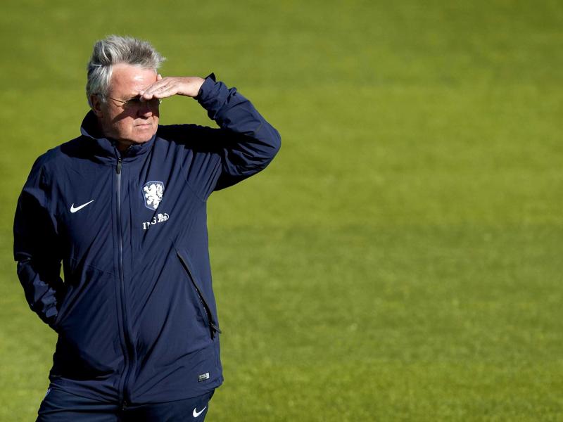 Medien: Hiddink soll Mourinho bei Chelsea beerben