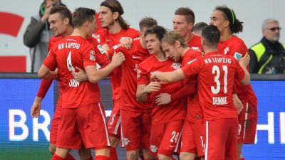 Verrückte Nachspielzeit: Leipzig gewinnt 2:1 in Fürth