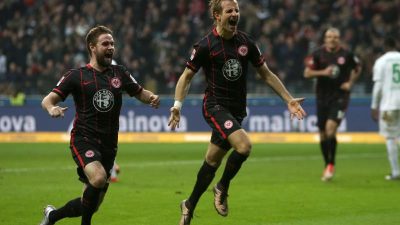 2:1 gegen Bremen: Frankfurt gewinnt wichtiges Kellerduell