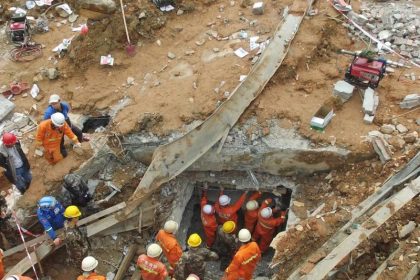 China: Retter bergen nach Erdrutsch ersten Toten