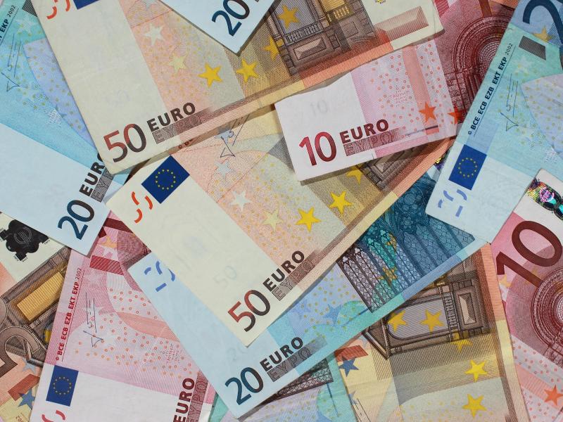 Finanzberater sollen Anleger um 50 Mio. Euro gebracht haben