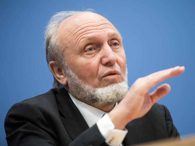 154 Ökonomen stellen sich gegen Haftungsunion – Prof. Hans-Werner Sinn warnt vor hohen Risiken