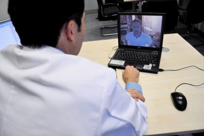 Telemedizin ermöglicht bei Parkinson genauere Therapieanpassung