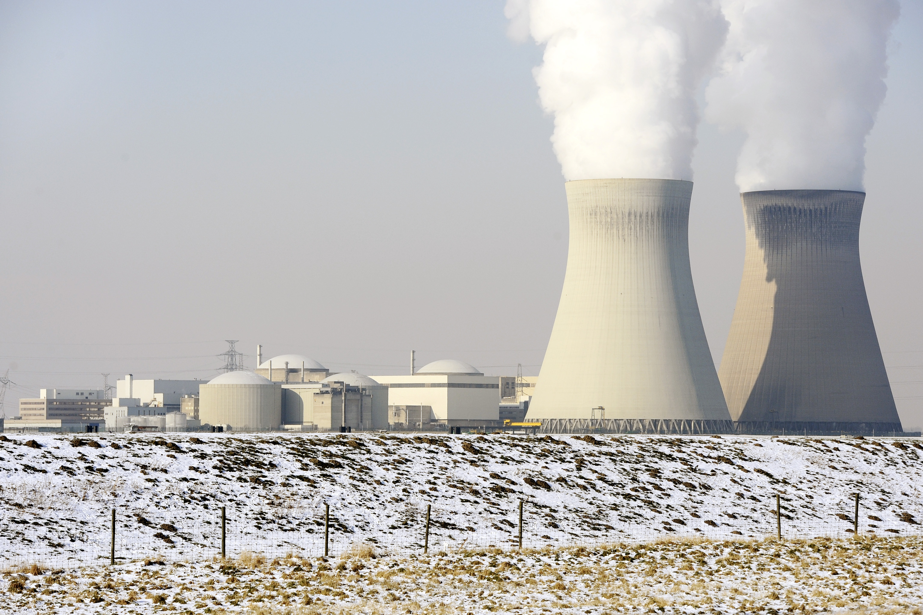Risiko-Kraftwerke in Belgien: Hendricks gegen europäische Aufsicht