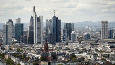 Bundesregierung warnt Banken vor hartem Brexit