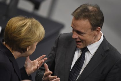 „Von ganzem Herzen“: Oppermann wünscht sich Rücktritt von Angela Merkel