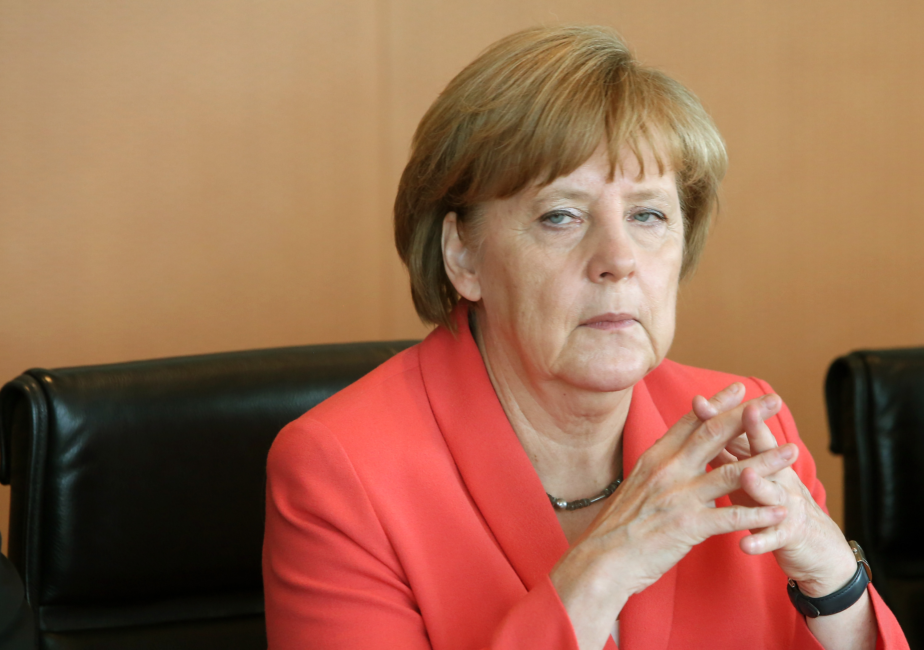 Merkel rügt Berlins Regierungschef für Flüchtlingspolitik: Müller „übernimmt keine Verantwortung“