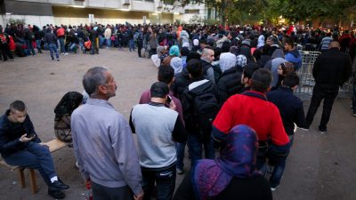 Logistik-Branche will vom Bund Lohnzuschüsse für Flüchtlinge