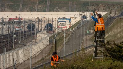 Die Schleusen sind offen: Flutung des französischen Eurotunnels gegen Flüchtlinge